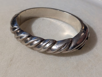 Vintage Sterling Silver 925 Heavy Twisted Hinged Bangle Bracelet 42.4g